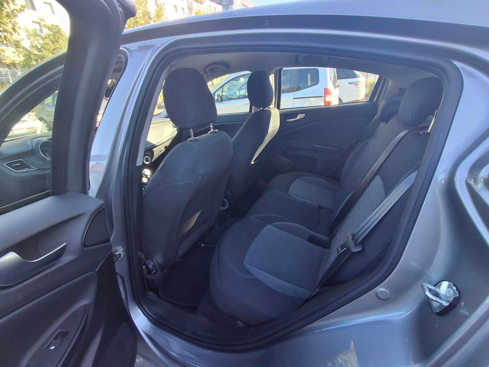 ALFA ROMEO Giulietta 1.4 T-image-29