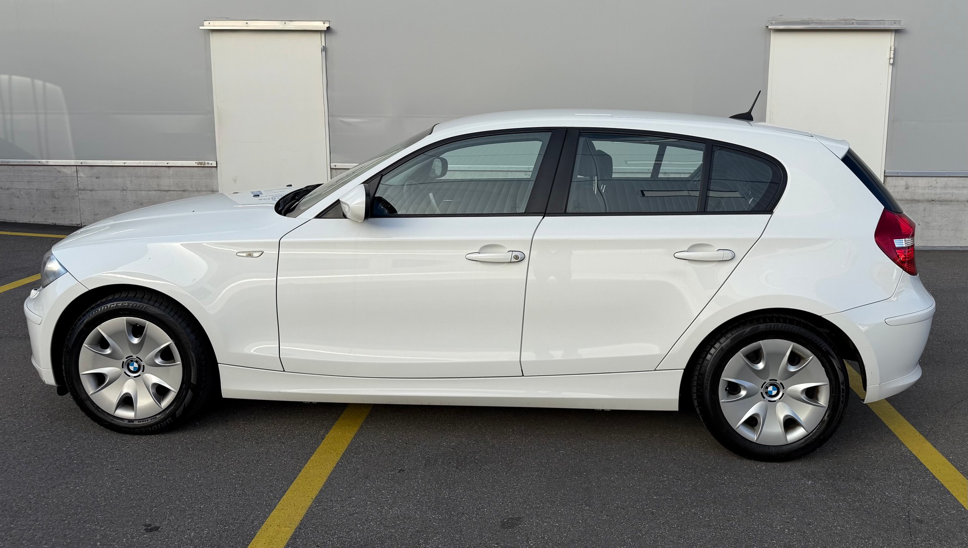 BMW 118d-image-7