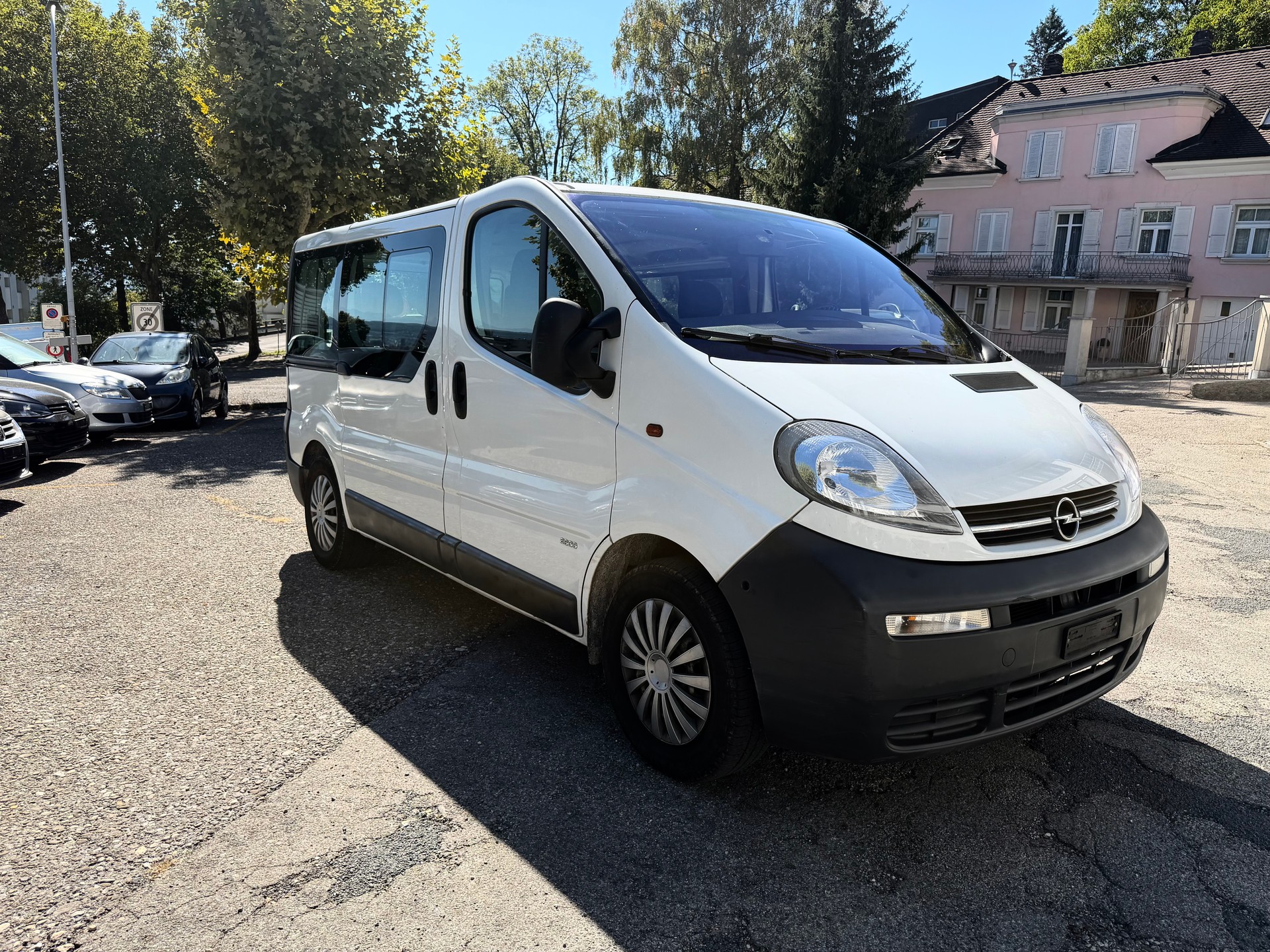 OPEL Vivaro 1.9 CDTI 2.9t-image-2