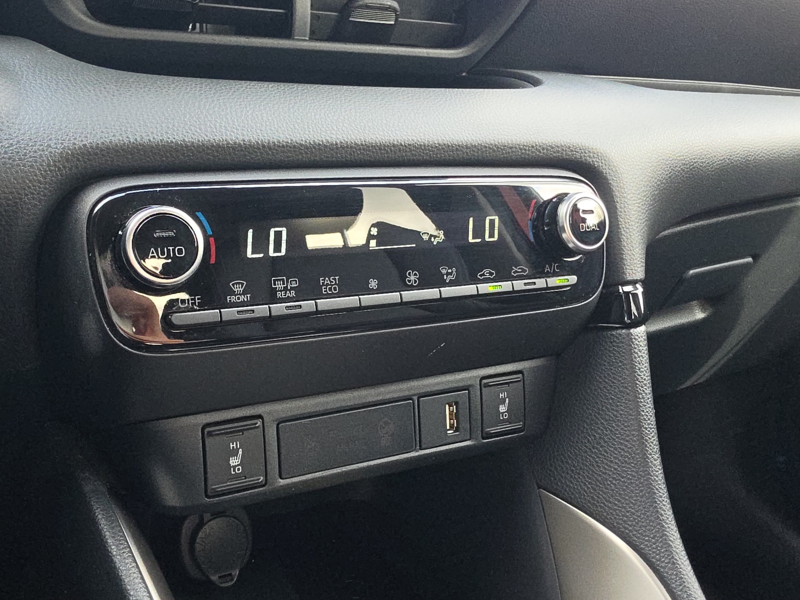 MAZDA 2 Hybrid Select-image-15