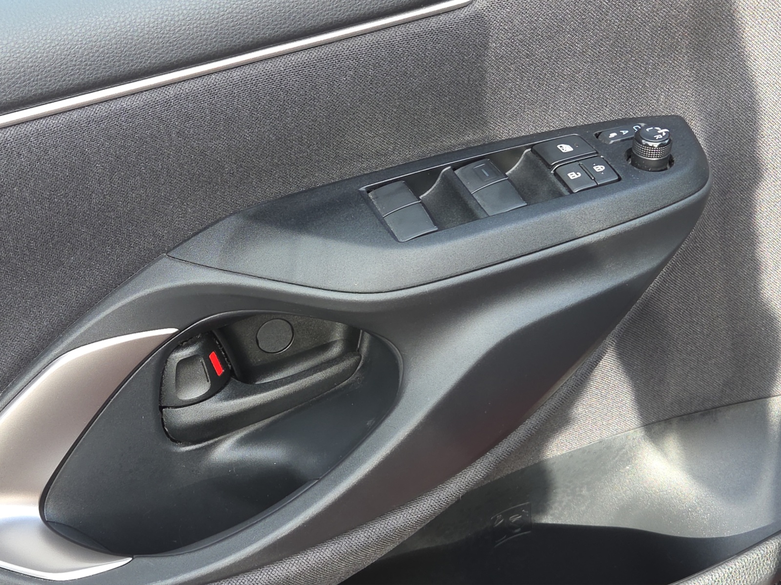 MAZDA 2 Hybrid Select-image-7