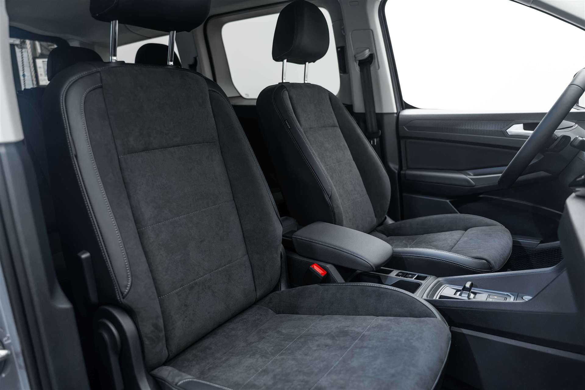 VW VW Caddy Maxi 1.5 TSi PHEV Style 7-Plät. 204PS DSG-Automat-image-10