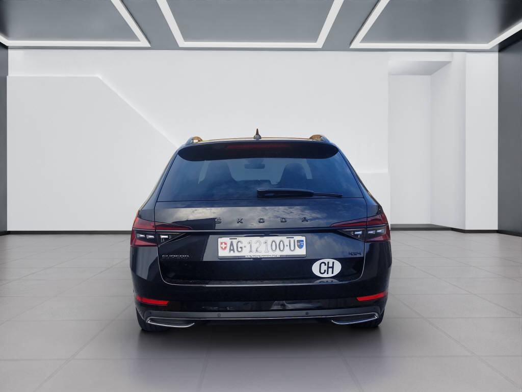 SKODA Superb Combi 2.0 TDI 200 SportLine 4x4 DSG-image-3