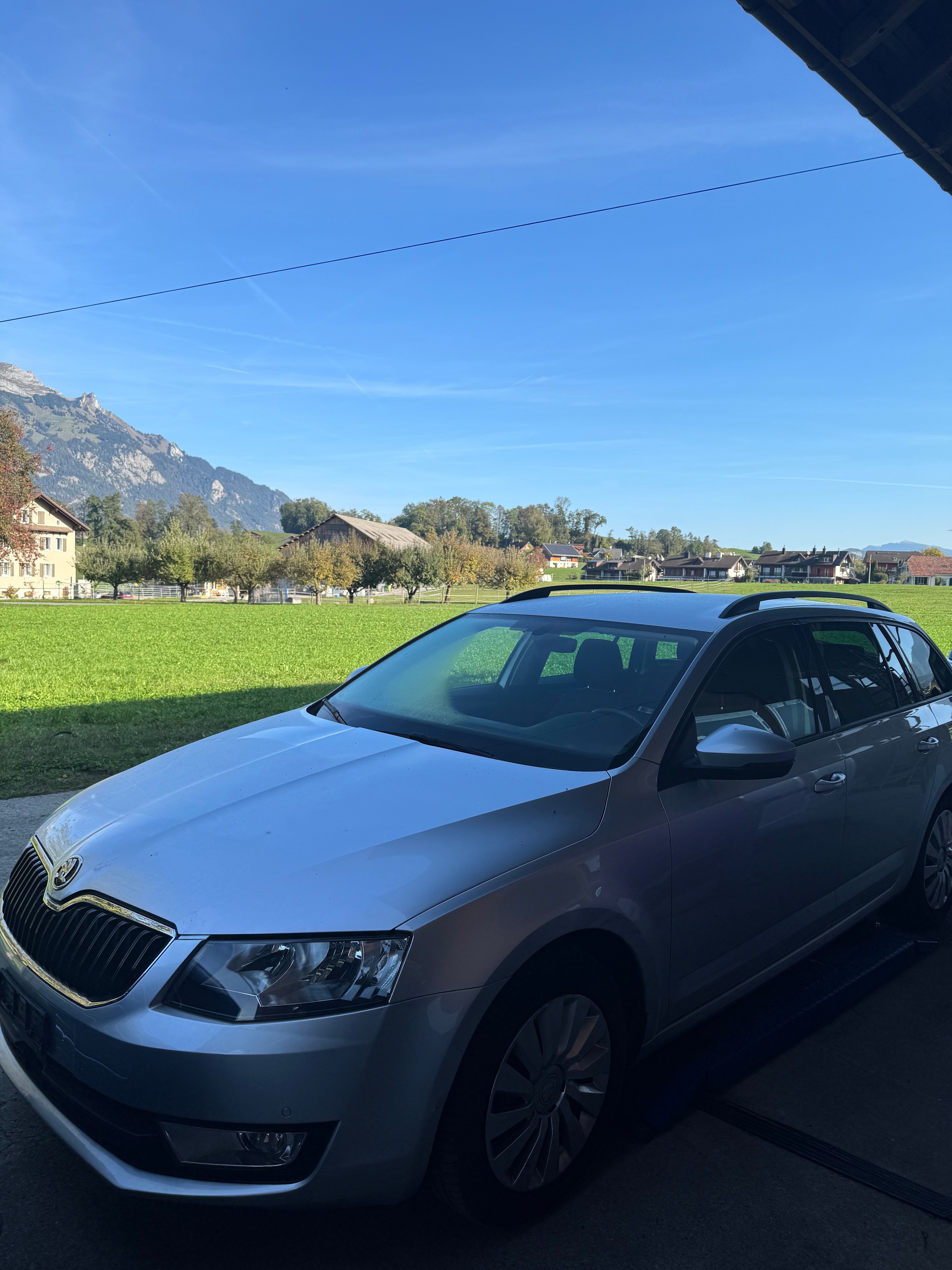 Car photo