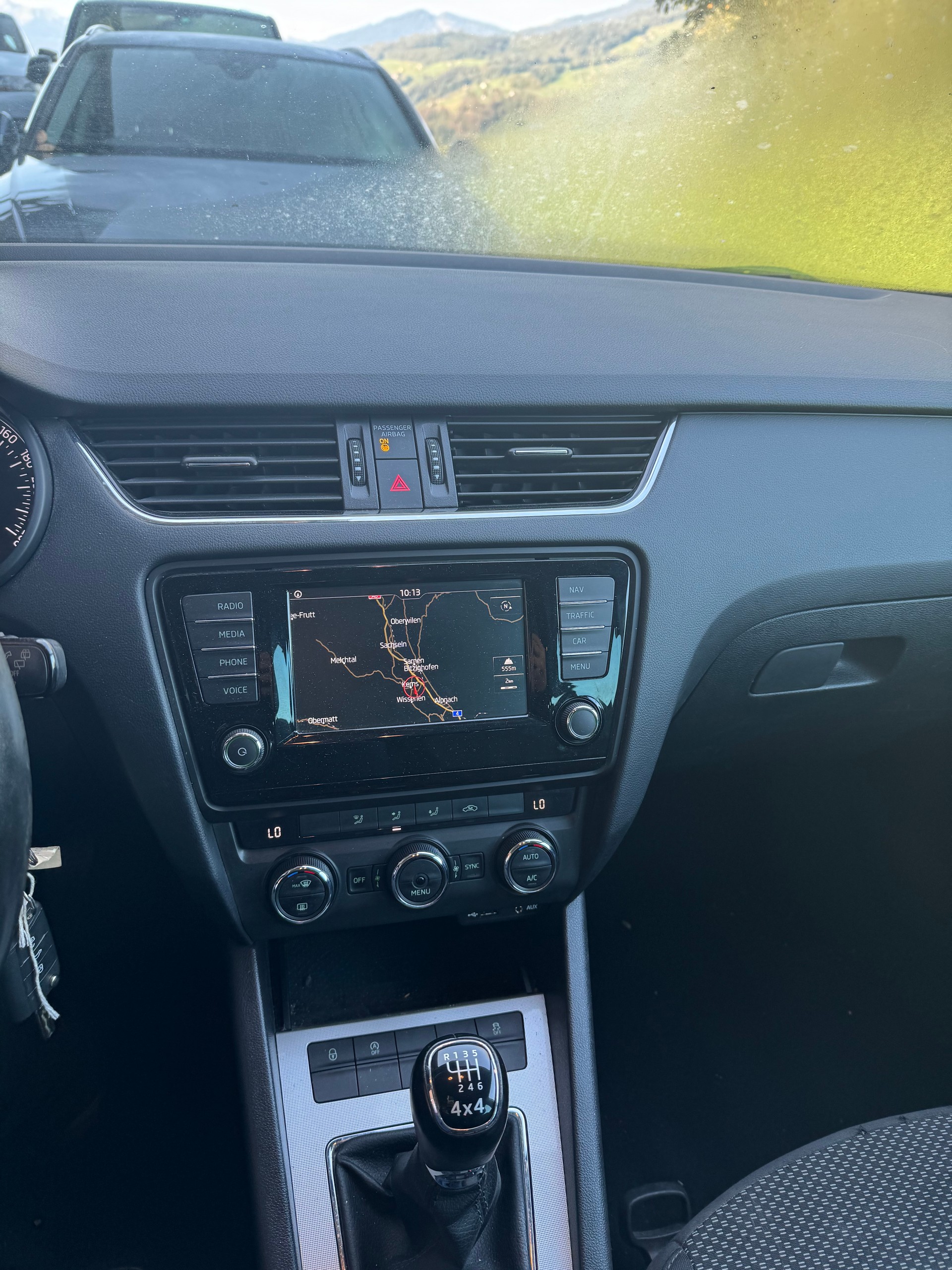 SKODA Octavia 1.6 TDI Ambition 4x4-image-4