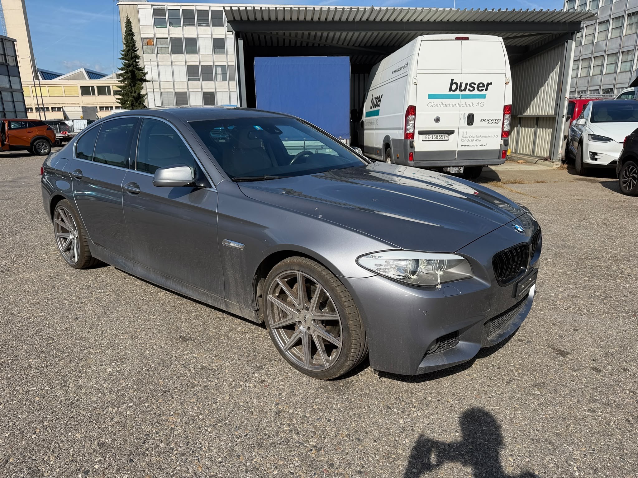 Car photo