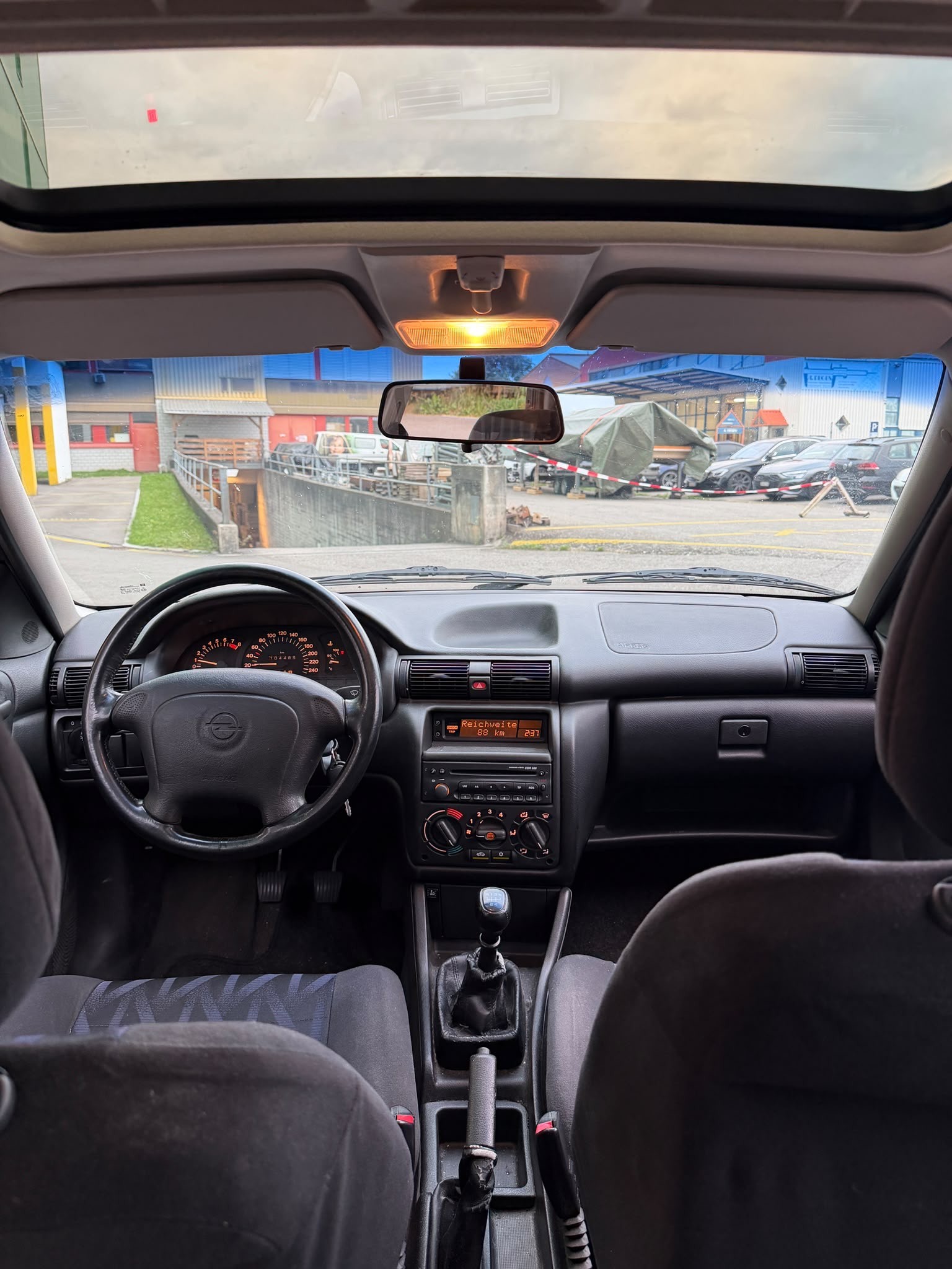 OPEL Astra 2.0i 16V Sport STec-image-10