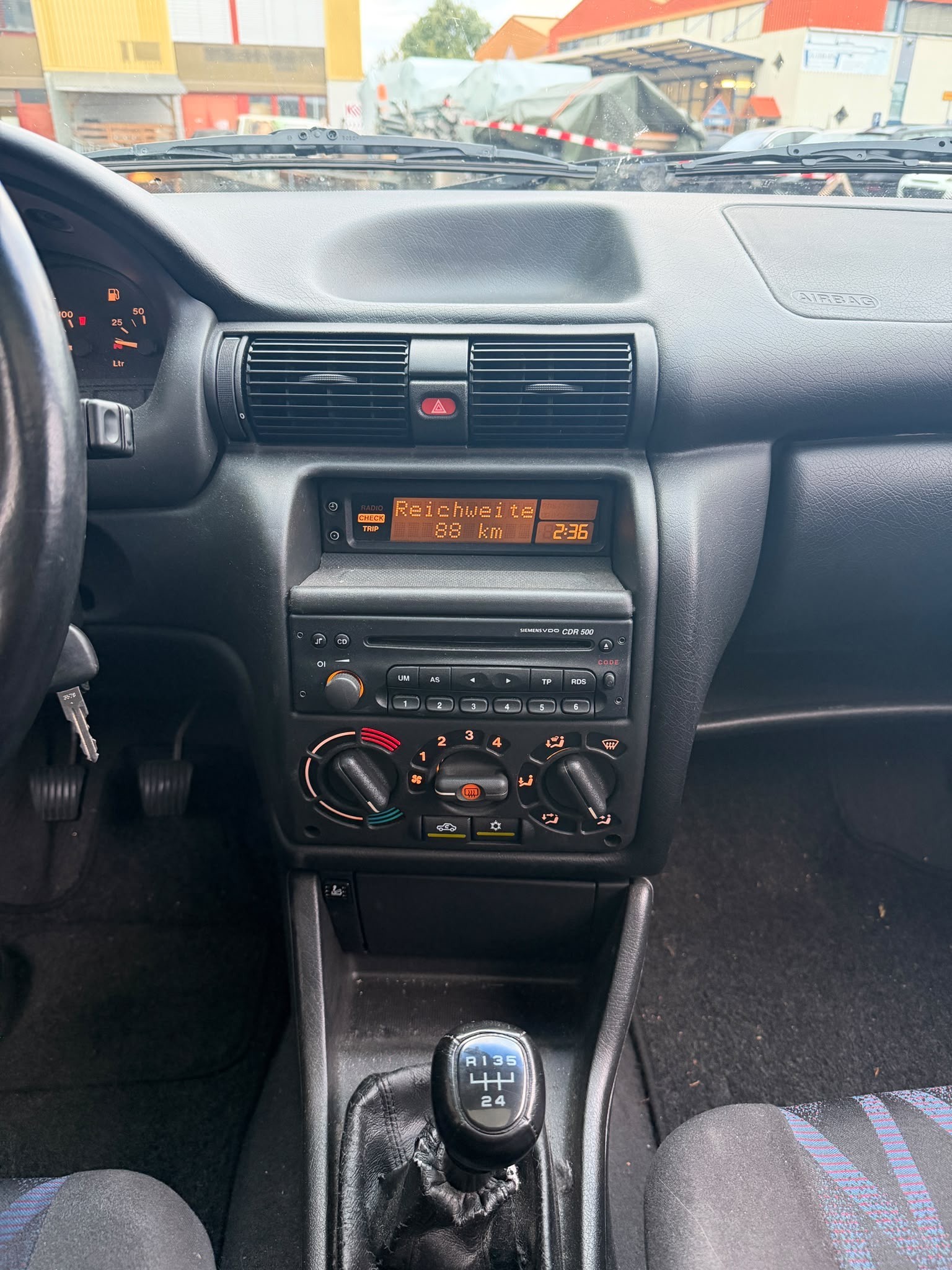 OPEL Astra 2.0i 16V Sport STec-image-12