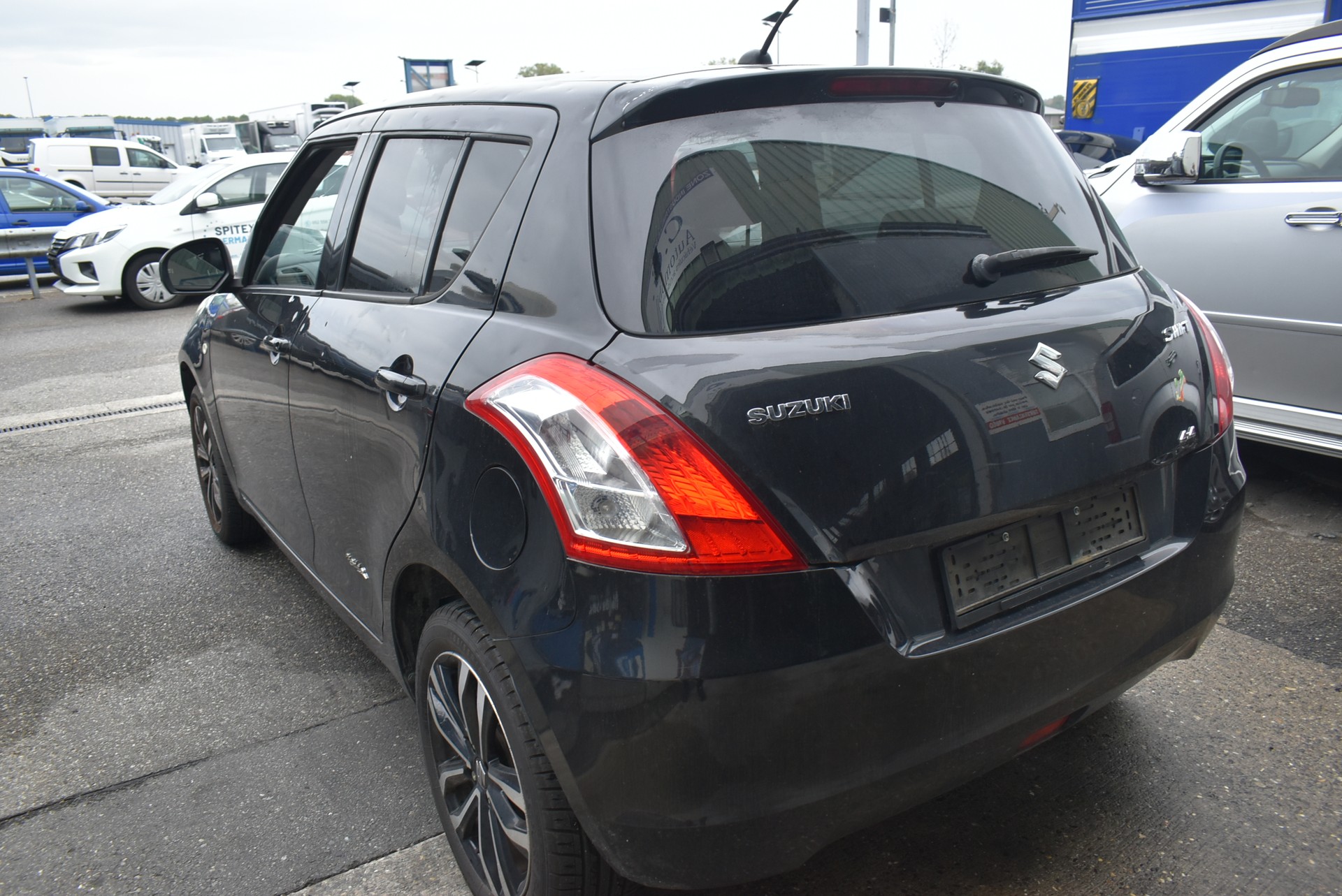 SUZUKI Swift 1.2i 16V Sergio Cellano Top 4x4-image-11