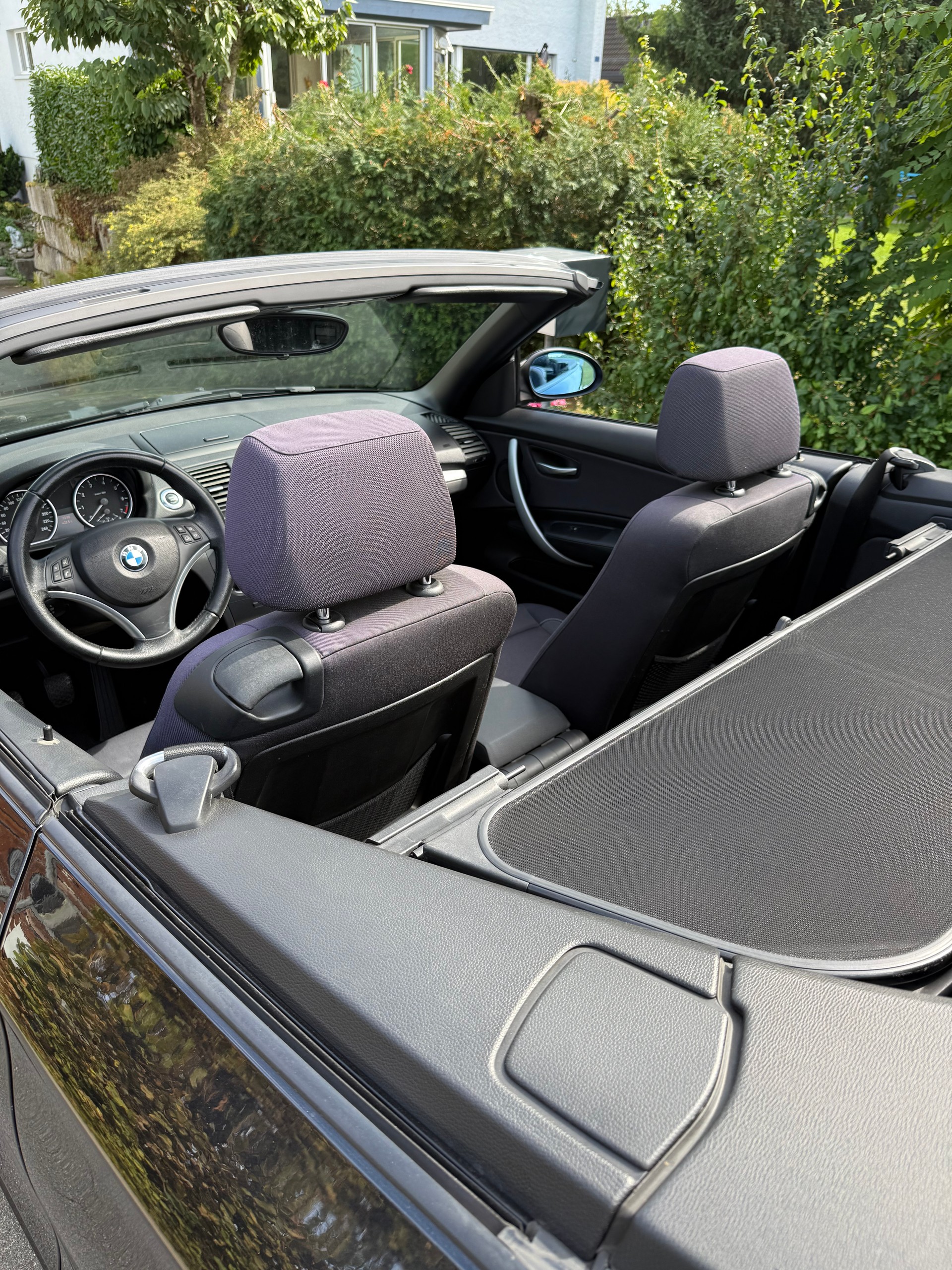 BMW 118i-image-2