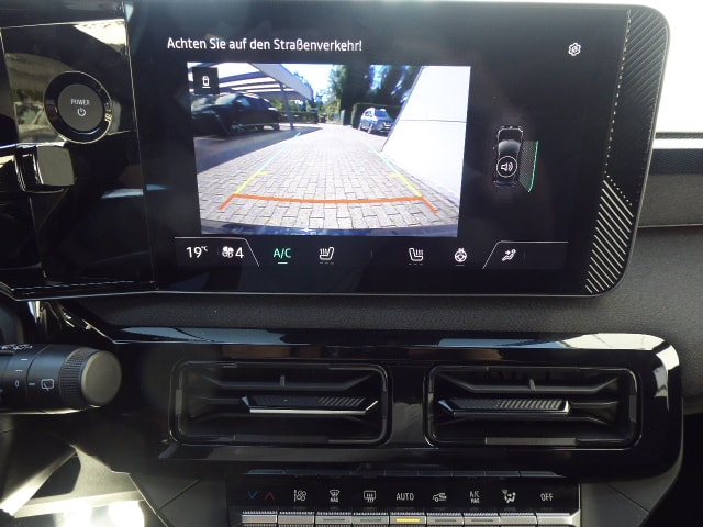 NISSAN Micra 52kWh Advance-image-8