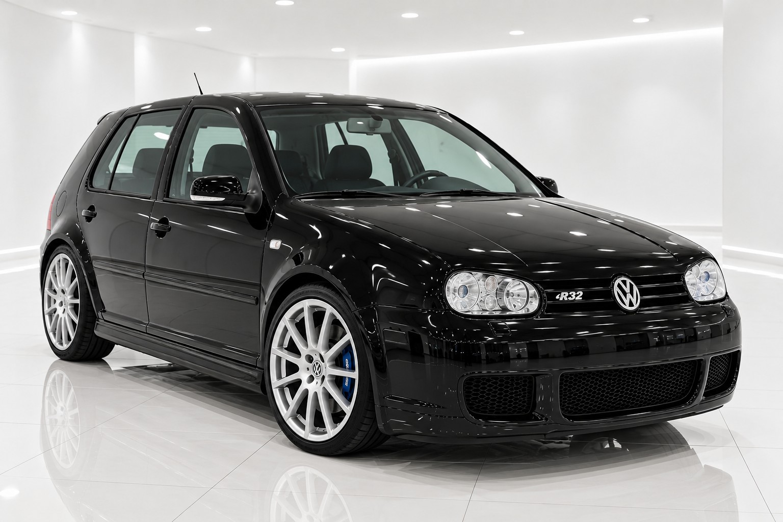 VW Golf R32 4Motion-image-1