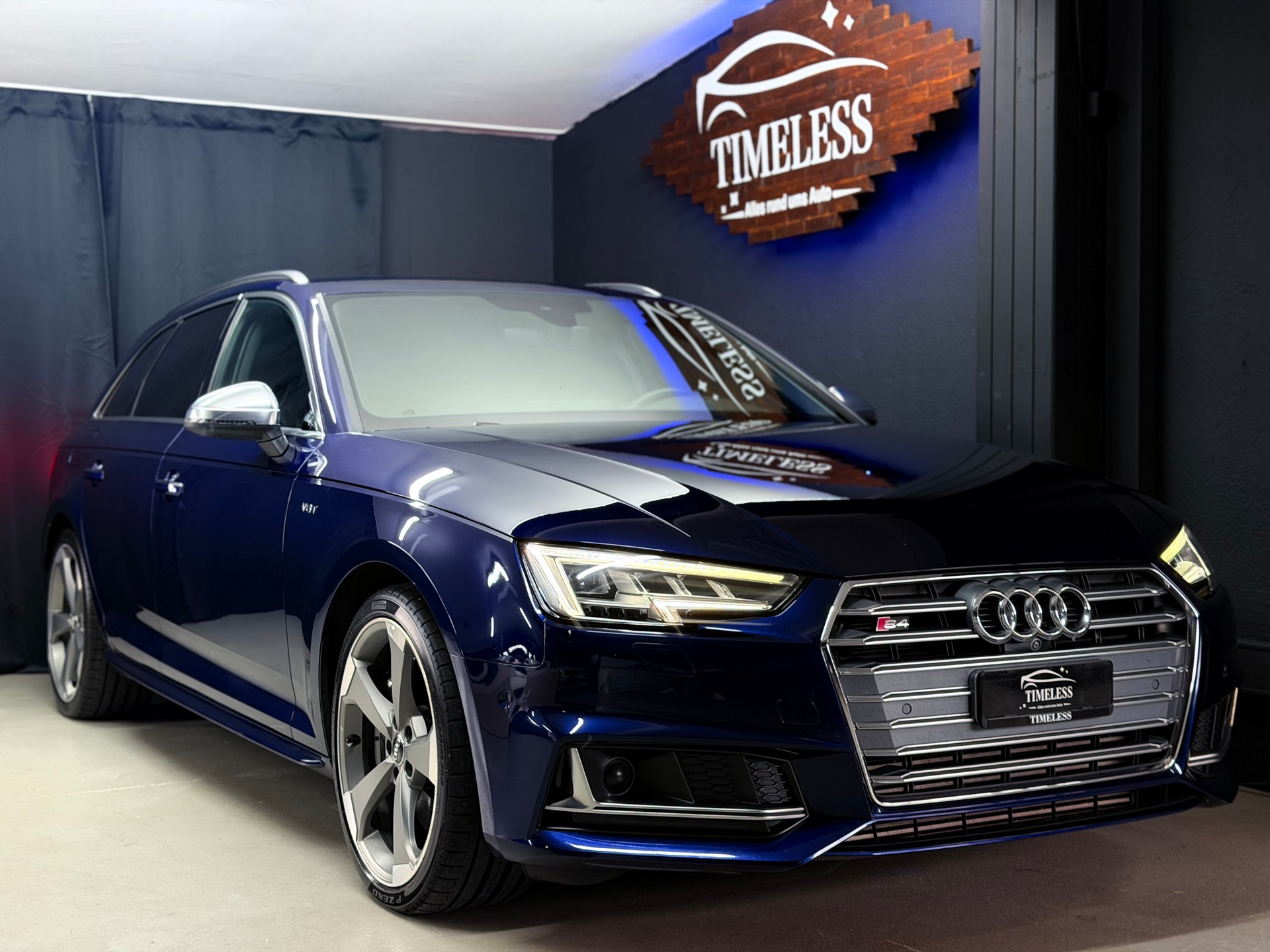 AUDI S4 Avant 3.0 TFSI quattro tiptronic-image-1