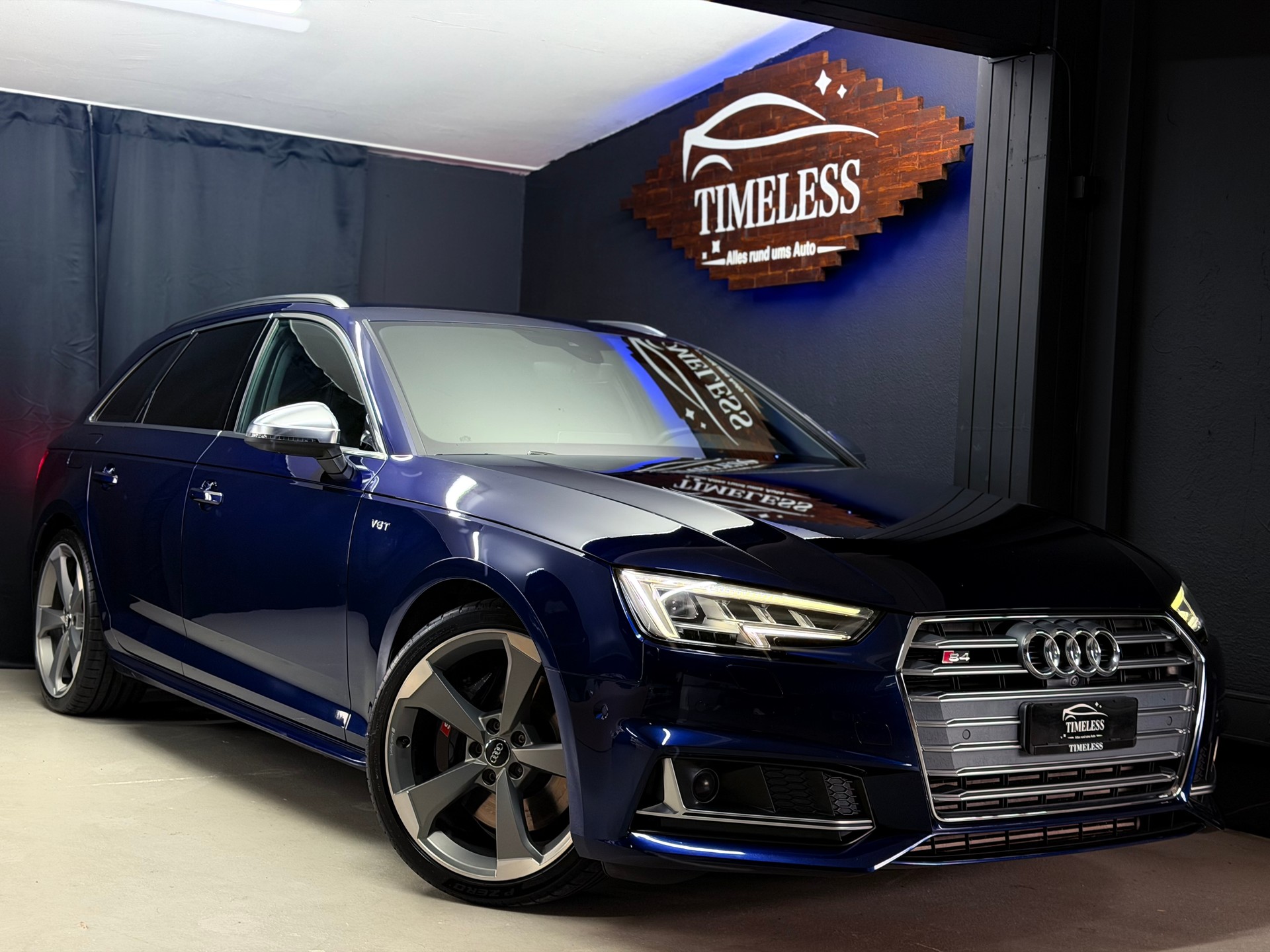 AUDI S4 Avant 3.0 TFSI quattro tiptronic-image-0