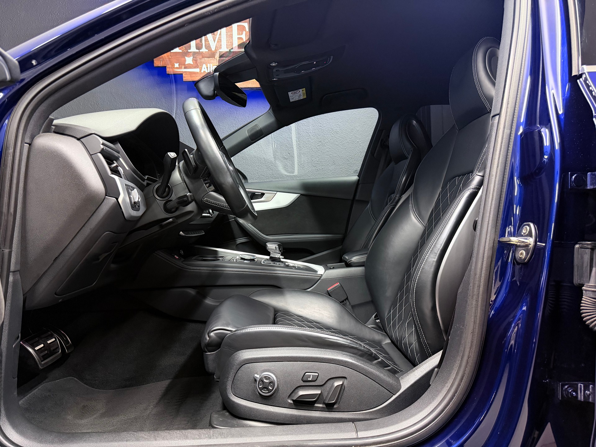 AUDI S4 Avant 3.0 TFSI quattro tiptronic-image-7
