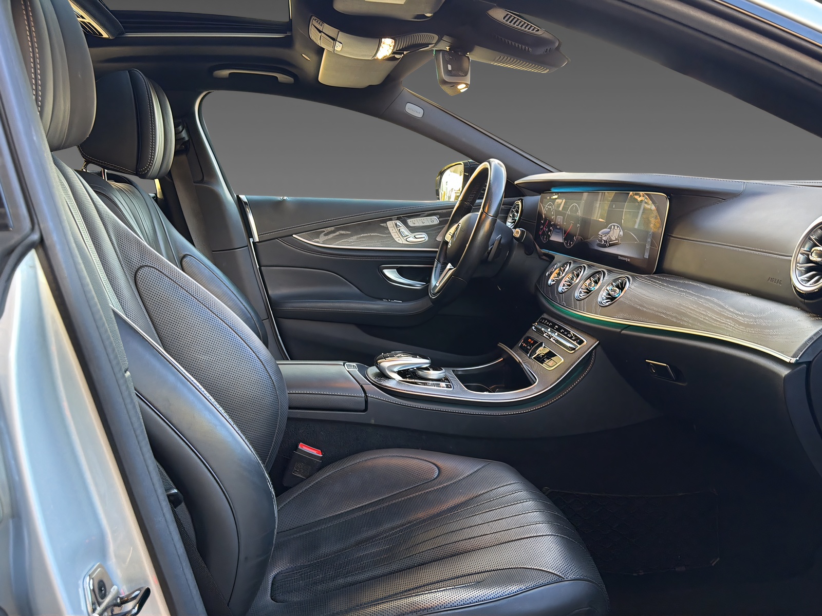MERCEDES-BENZ CLS 400 d 4Matic AMG Line-image-11