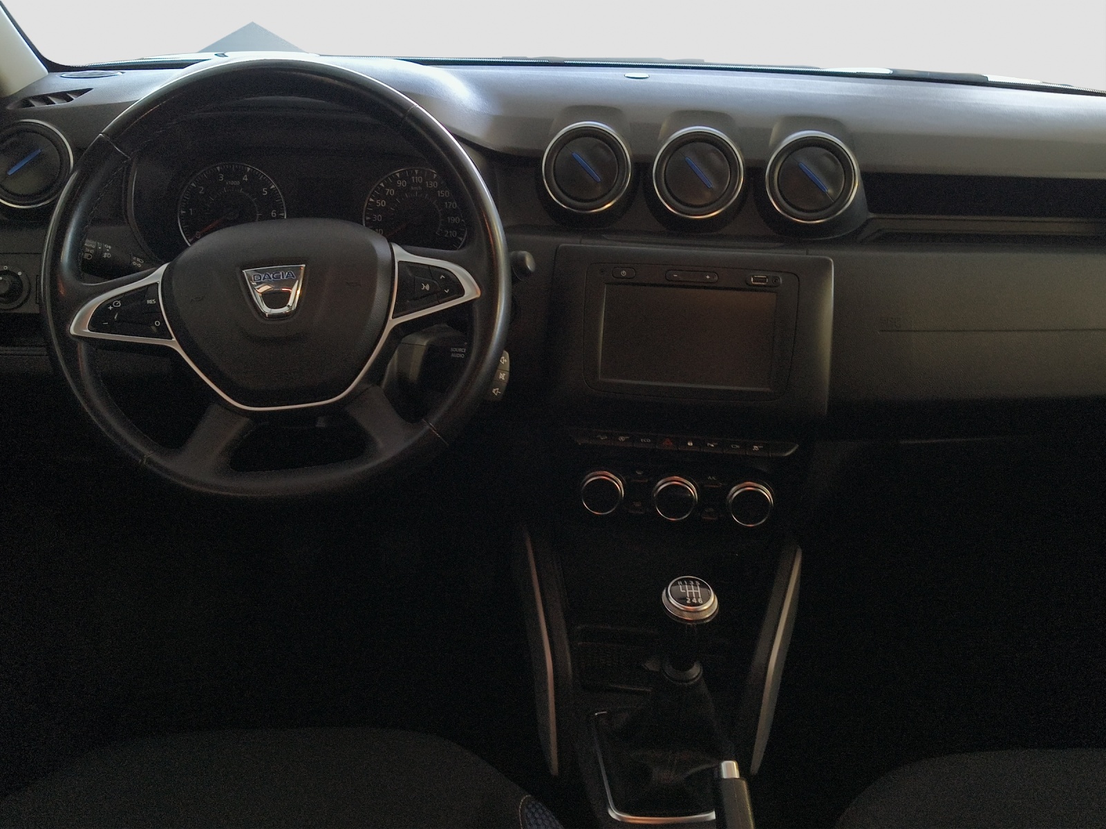 DACIA DUSTER 1.3 TCe 150 Celebration 4WD-image-9
