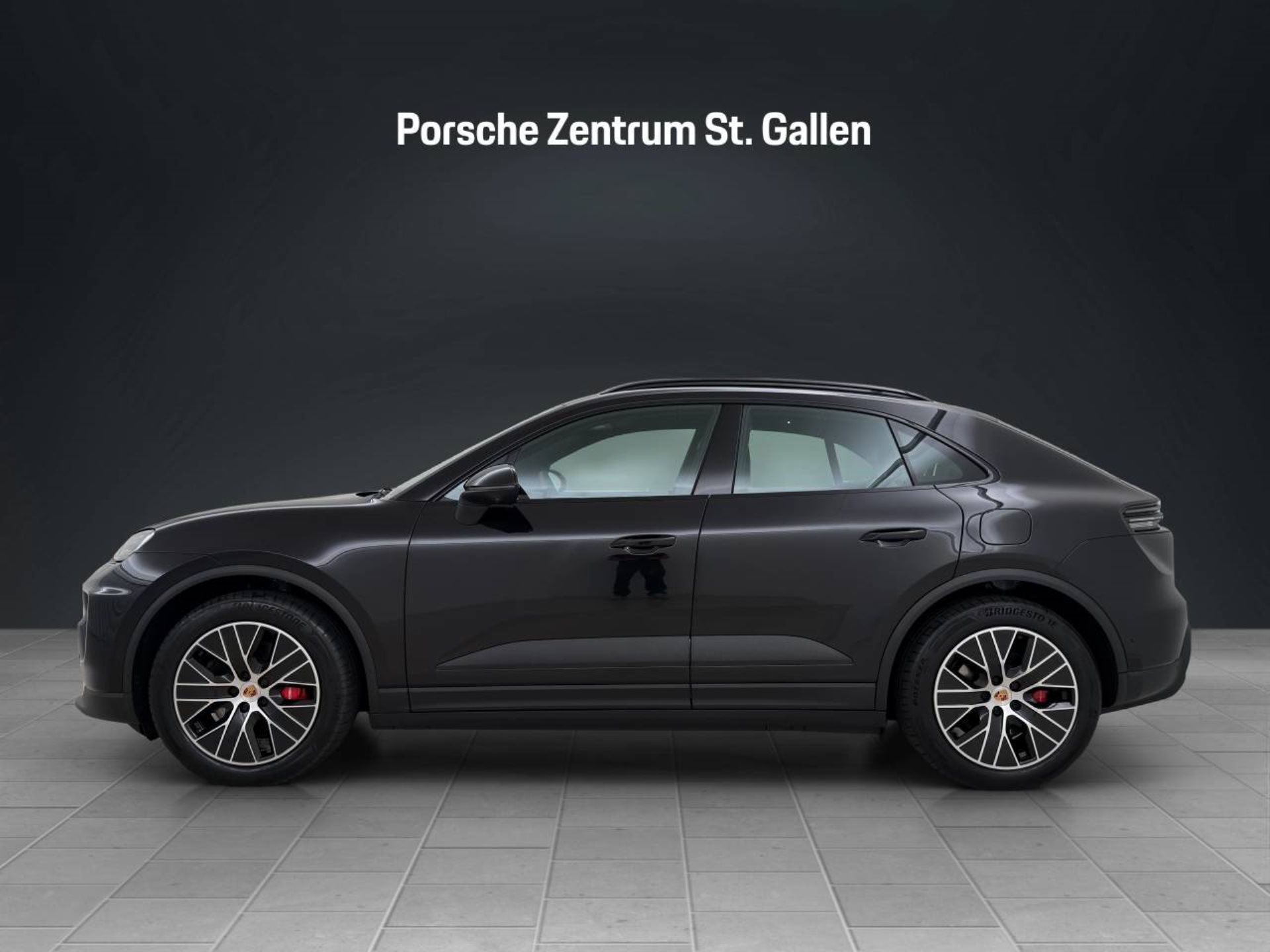 PORSCHE Macan 4S-image-1