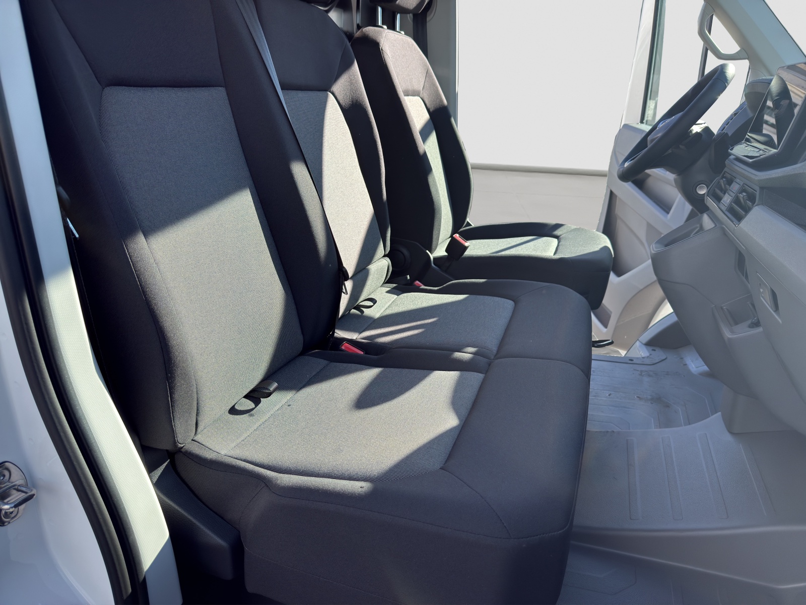 VW Crafter 35 2.0 BiTDI L3 HD A-image-12