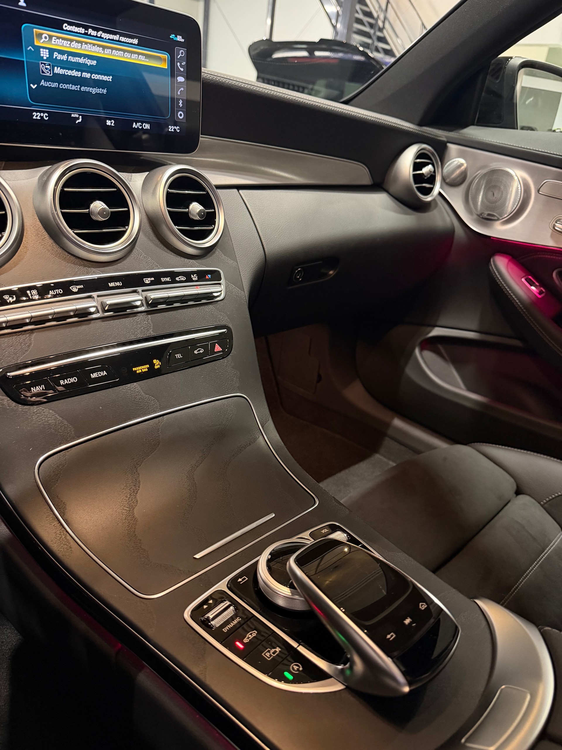MERCEDES-BENZ C 300 Coupé AMG Line 9G-tronic *CH VHC*-image-12