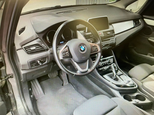 BMW 216d Gran Tourer DKG-image-3