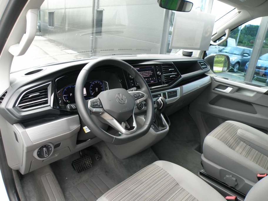 VW T6.1 California 3000 2.0 TDI 150 Beach DSG-image-8