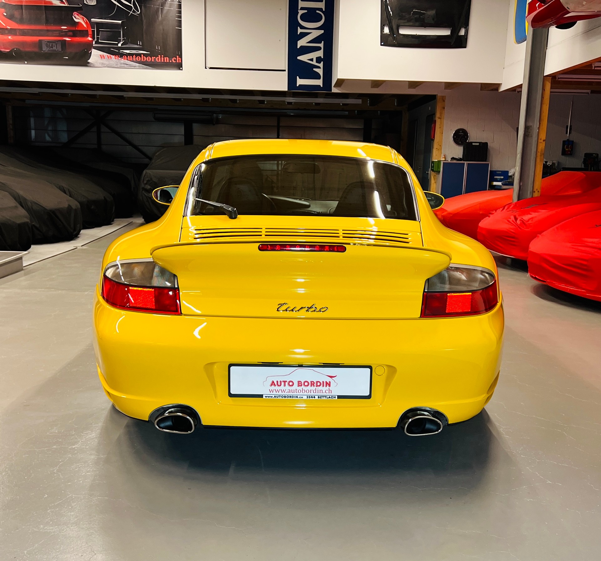 PORSCHE 911 Turbo „Speedgelb“ 1. Lack-image-9