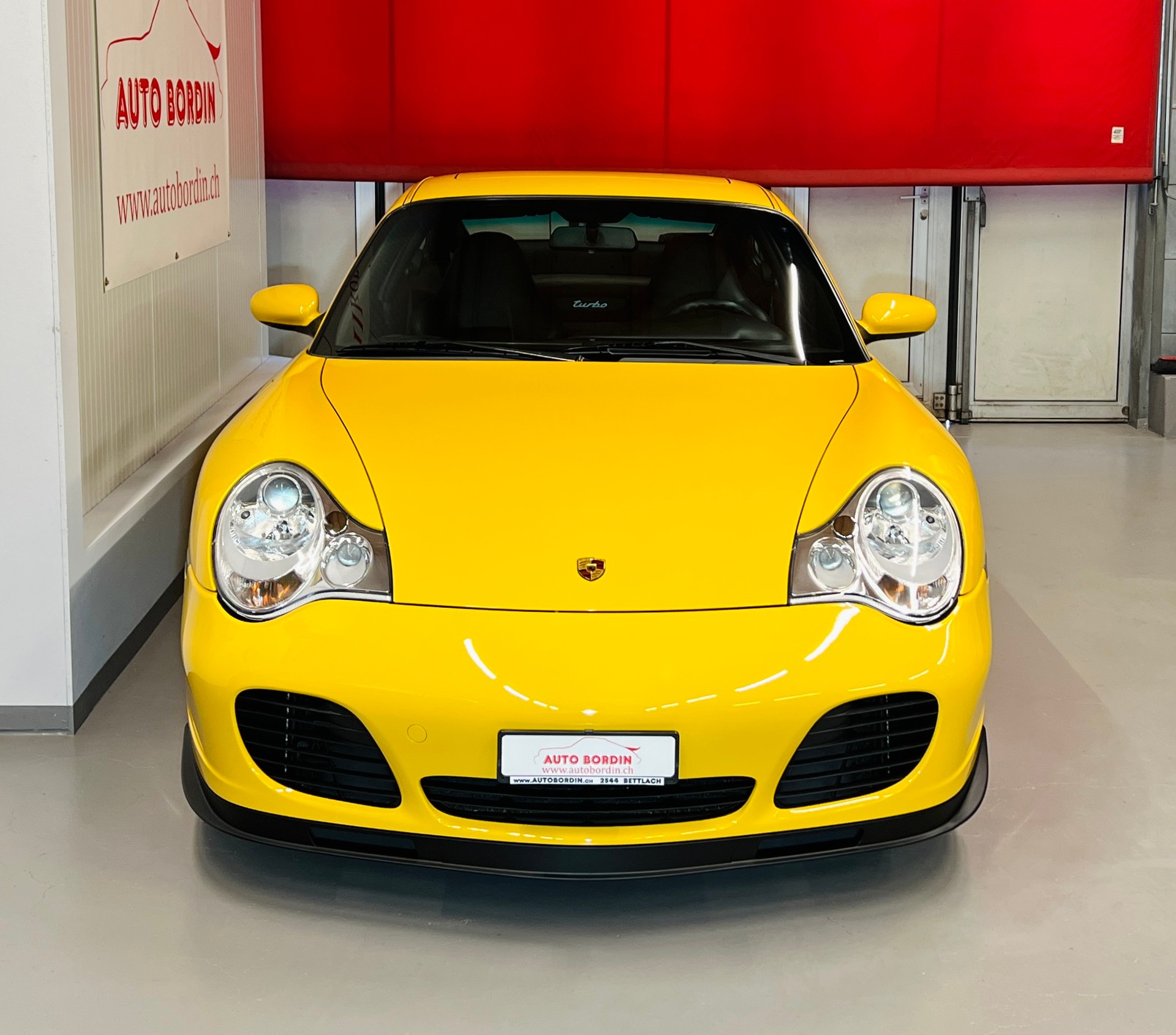 PORSCHE 911 Turbo „Speedgelb“ 1. Lack-image-2