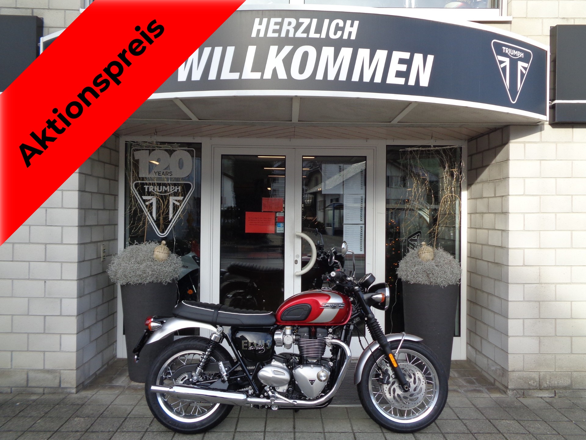 TRIUMPH Bonneville T120 Elvis Edition