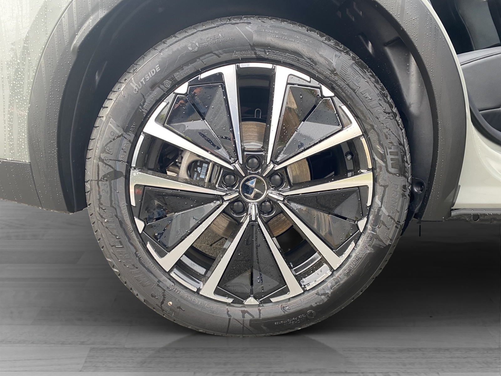 DS AUTOMOBILES DS7 1.6 E-Tense Rivoli 4x4-image-14
