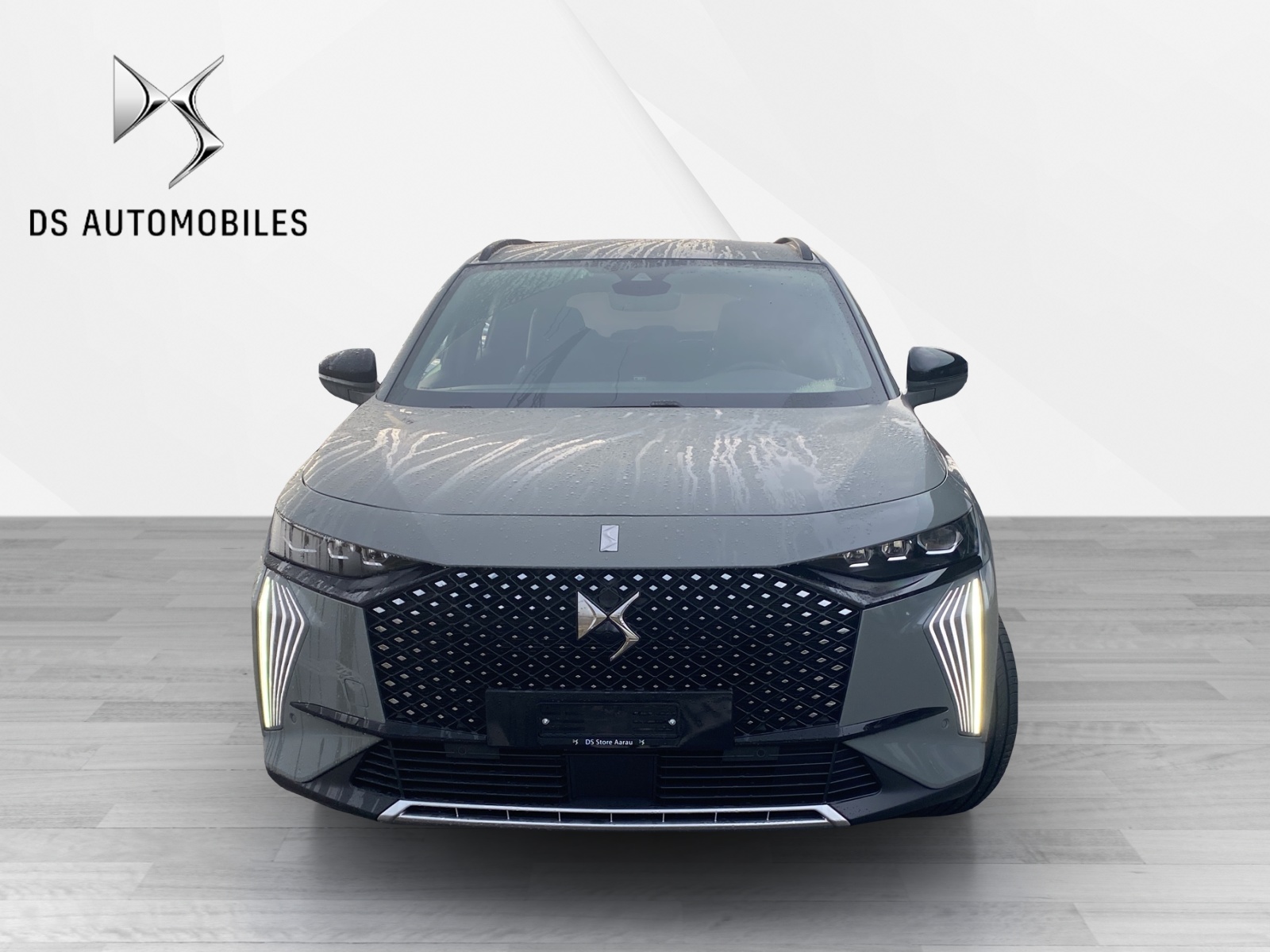 DS AUTOMOBILES DS7 1.6 E-Tense Rivoli 4x4-showroom-element-1