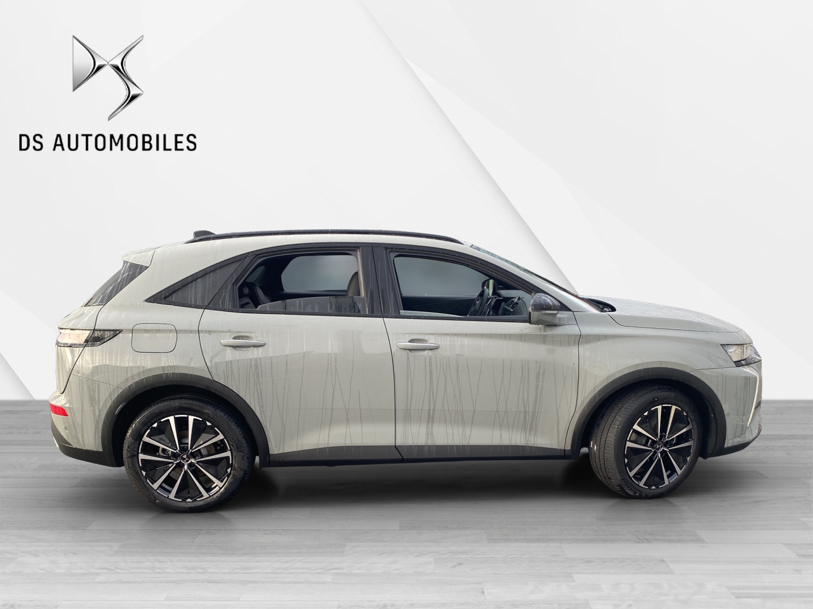 DS AUTOMOBILES DS7 1.6 E-Tense Rivoli 4x4-image-12