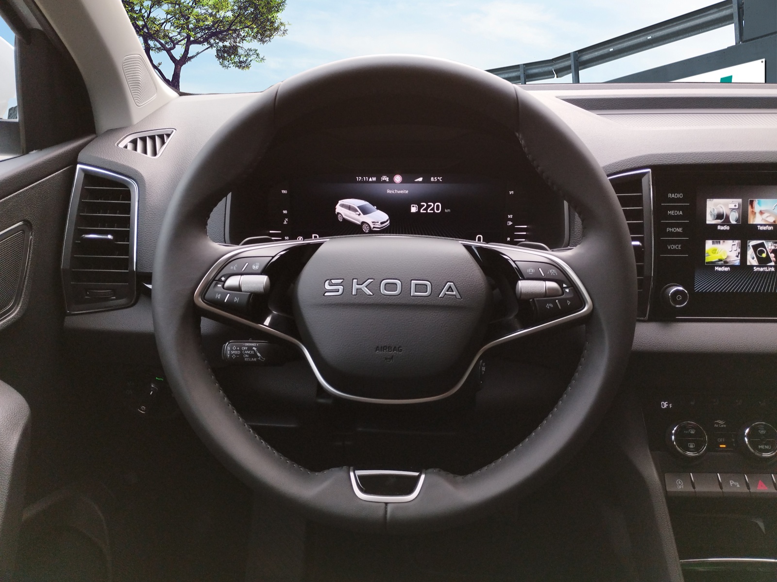 SKODA Karoq 2.0 TDI CR Selection 4x4 DSG-image-10