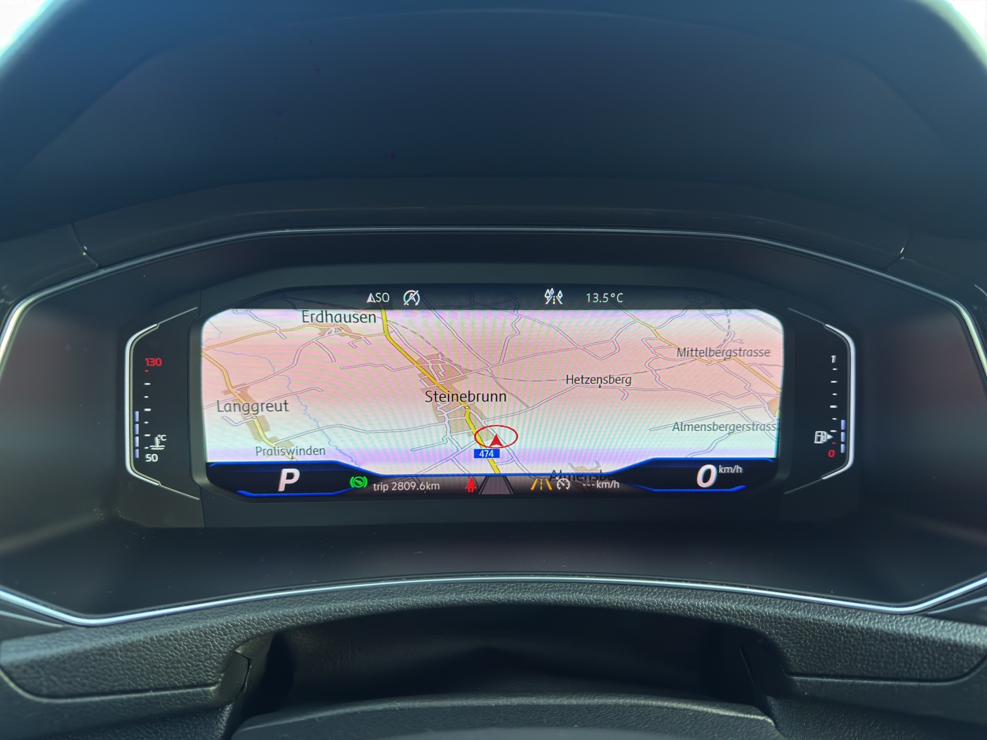 VW T-Roc 2.0 TSI Sport DSG 4Motion-image-10