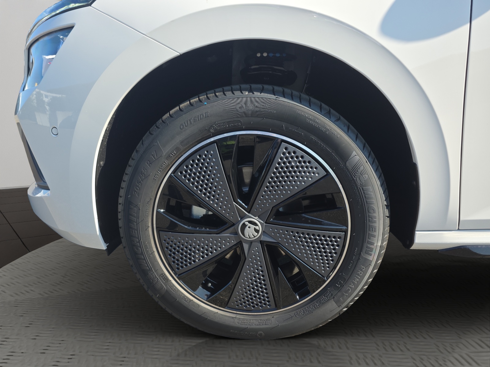 SKODA Kamiq 1.5 TSI Monte Carlo DSG-image-6