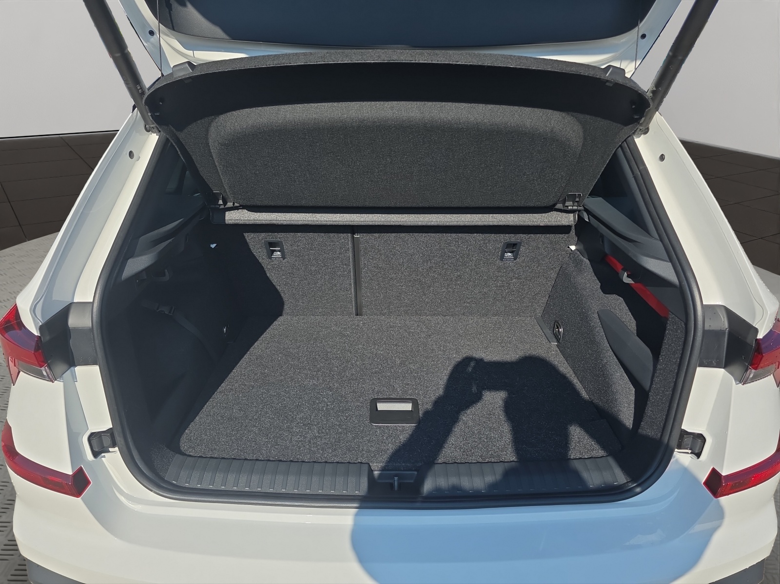 SKODA Kamiq 1.5 TSI Monte Carlo DSG-image-5
