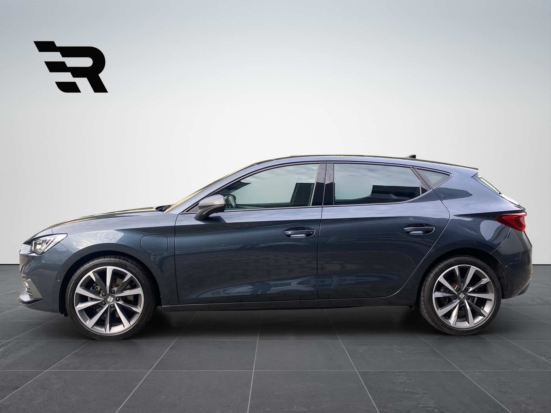 SEAT Leon 1.4 eHybrid pHEV DSG FR-image-1