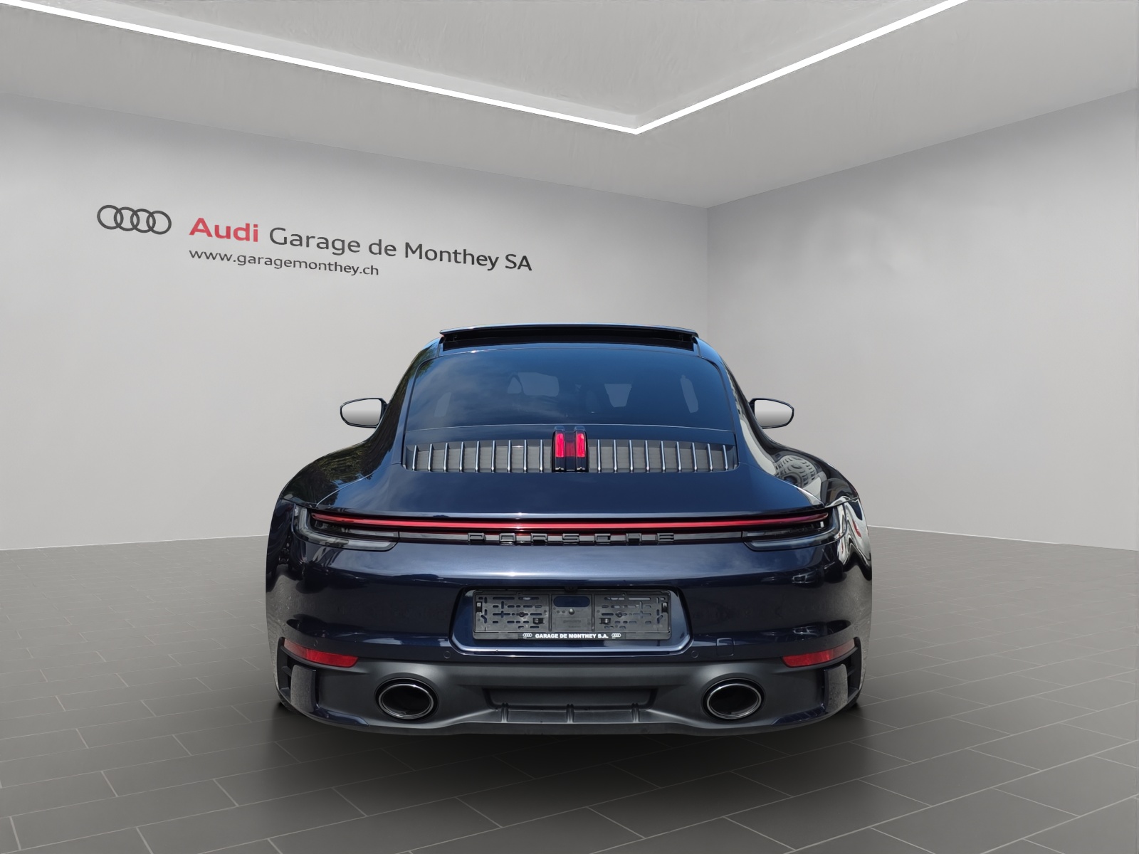 PORSCHE 911 Carrera 4S PDK-image-4