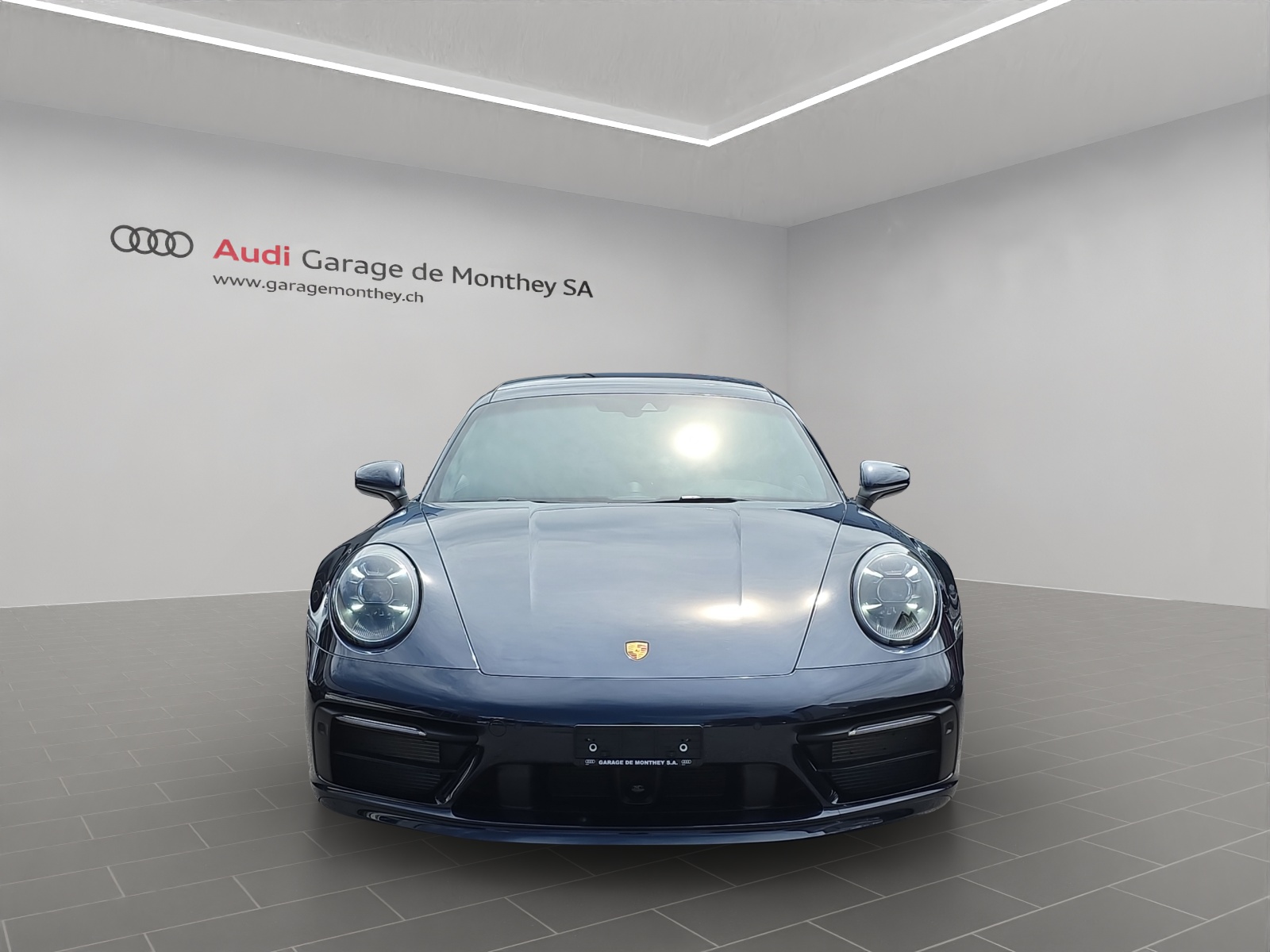 PORSCHE 911 Carrera 4S PDK-image-1