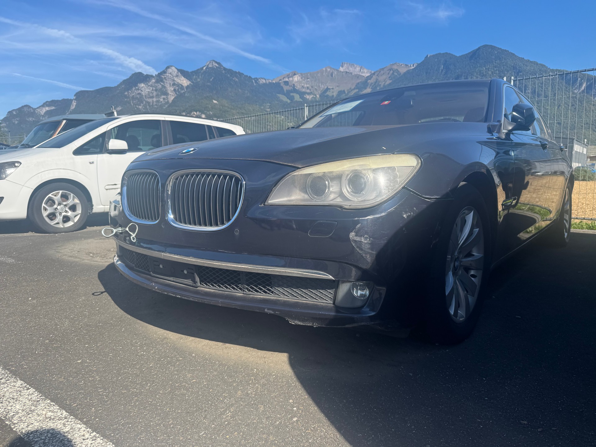 BMW ActiveHybrid 7-image-0