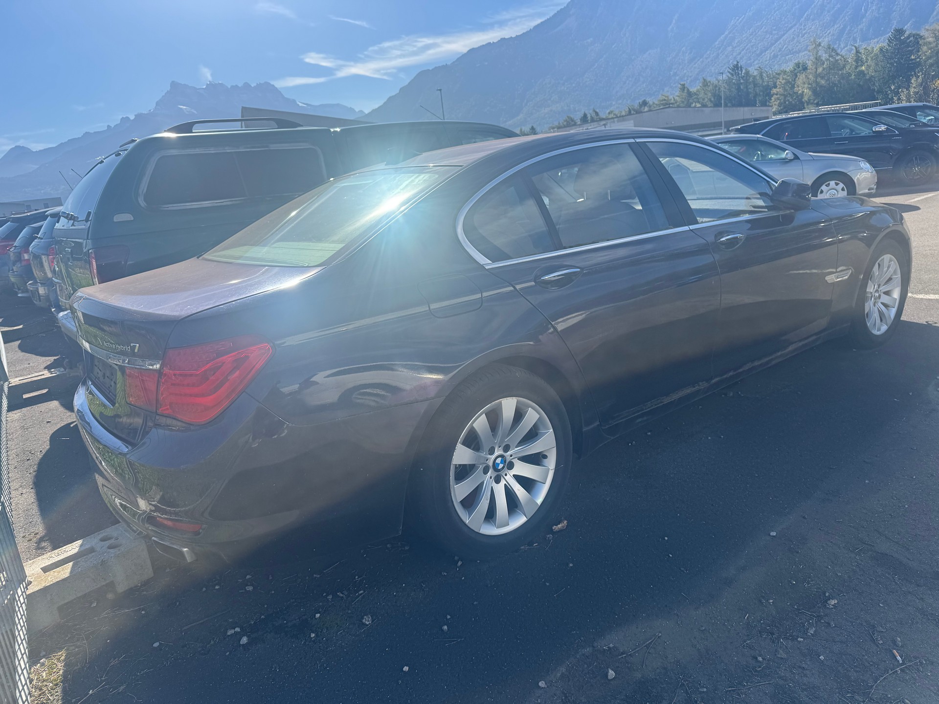 BMW ActiveHybrid 7-image-3