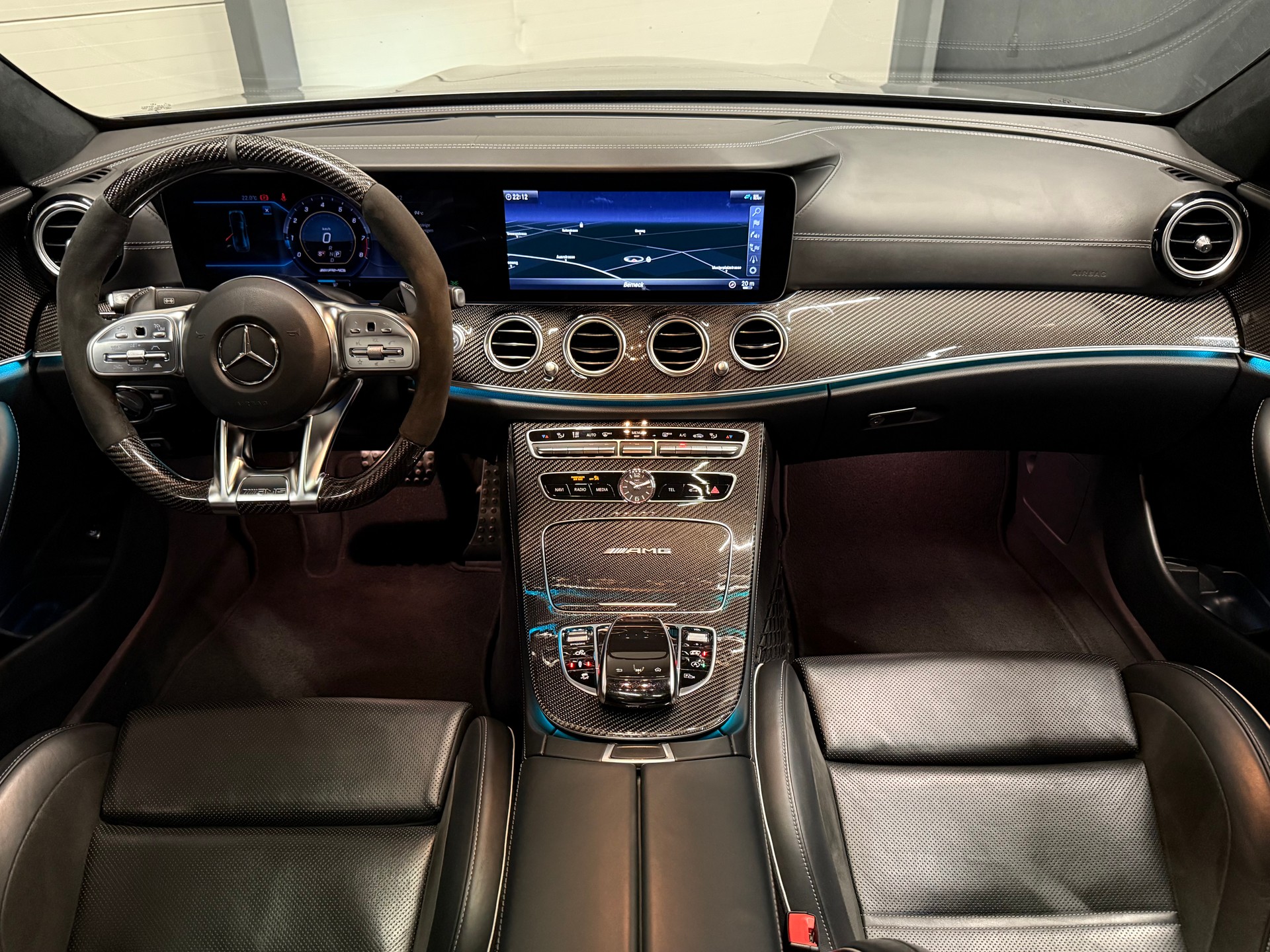 MERCEDES-BENZ E 63 S AMG 4matic+-image-8