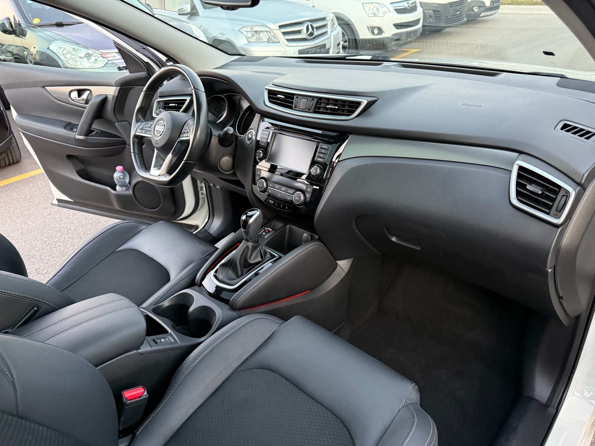NISSAN Qashqai 1.7 dCi tekna Xtronic ALL-MODE 4x4-image-11