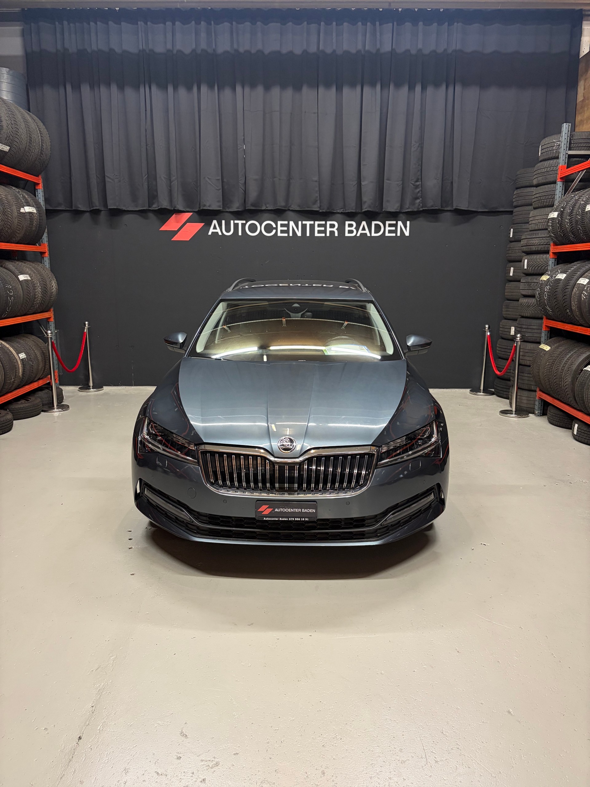 SKODA Superb Combi 2.0 TDi SportLine 4x4 DSG-showroom-element-2
