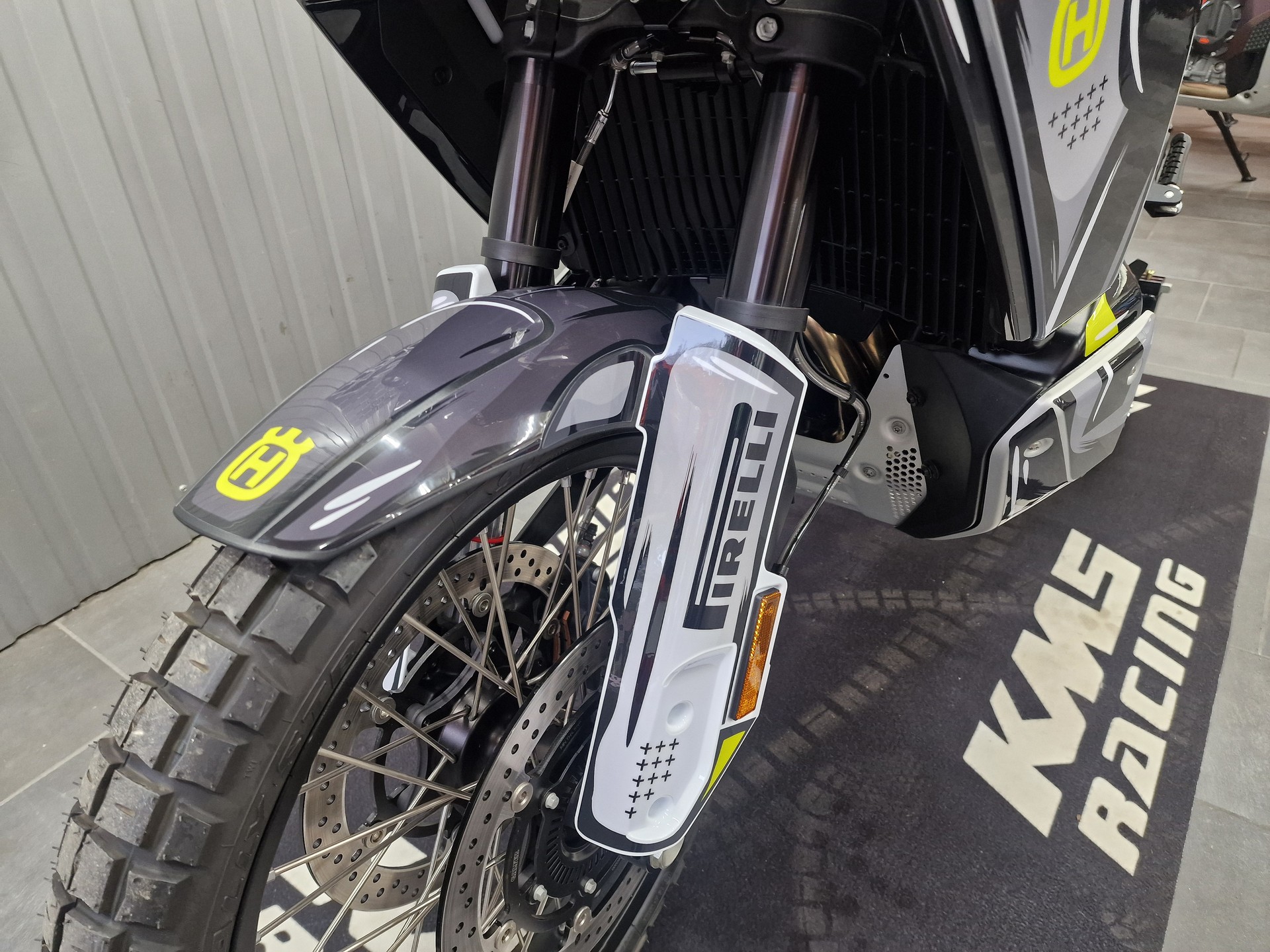 HUSQVARNA Norden 901-showroom-element-3
