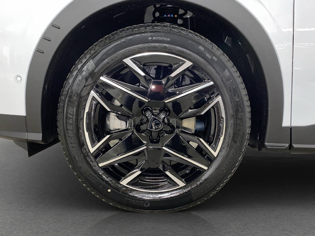 PEUGEOT 5008 1.2 Hybrid GT-image-14