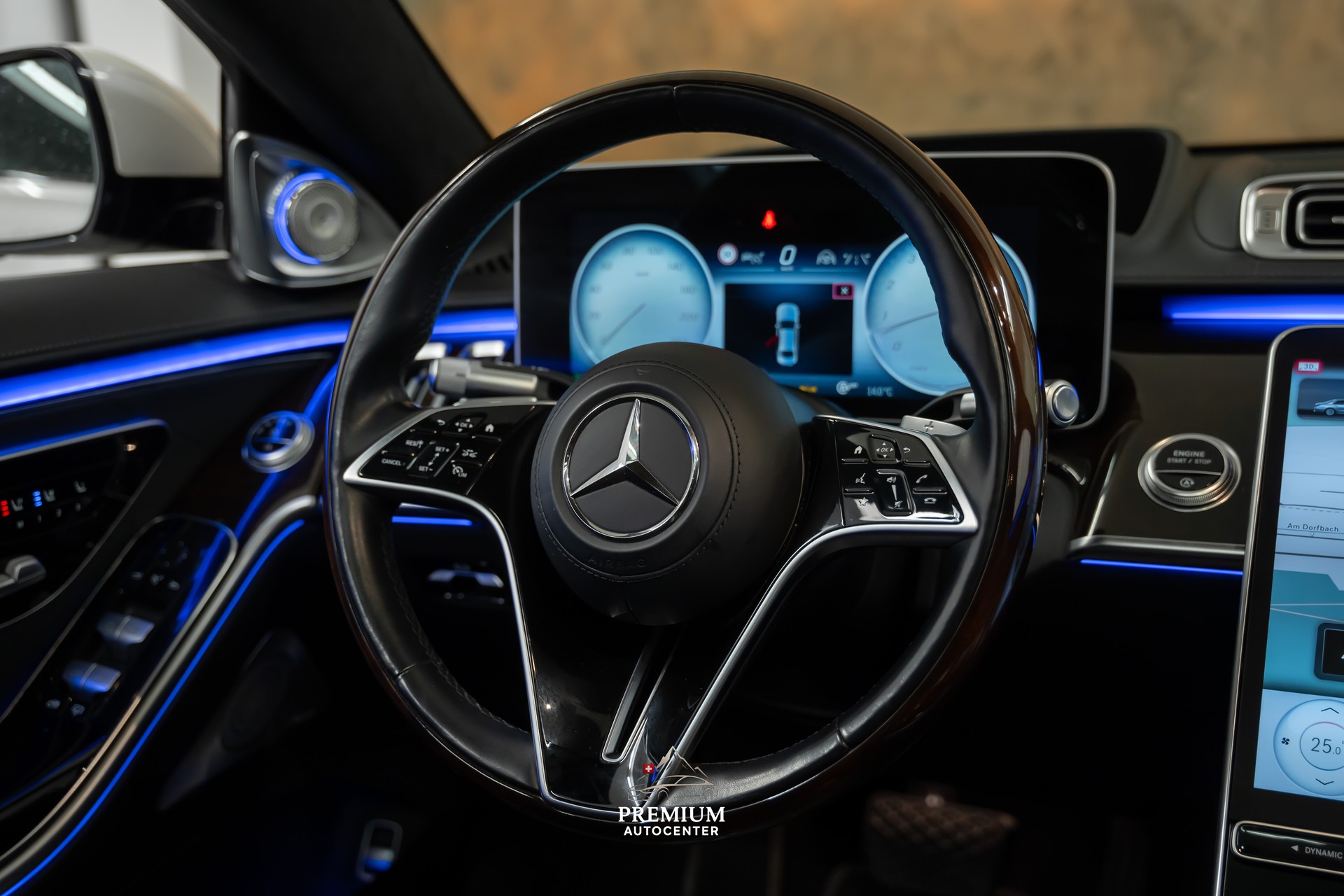 MERCEDES-BENZ S 500 4Matic (S63 AMG) *Fond-Entertainment*Burmester-4D*Massage*-image-22