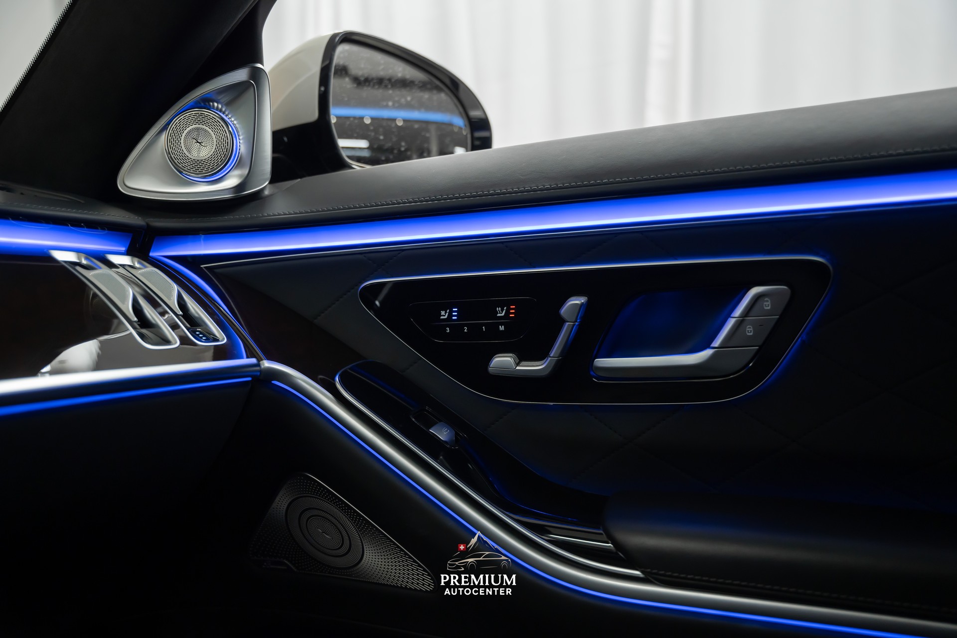 MERCEDES-BENZ S 500 4Matic (S63 AMG) *Fond-Entertainment*Burmester-4D*Massage*-image-28