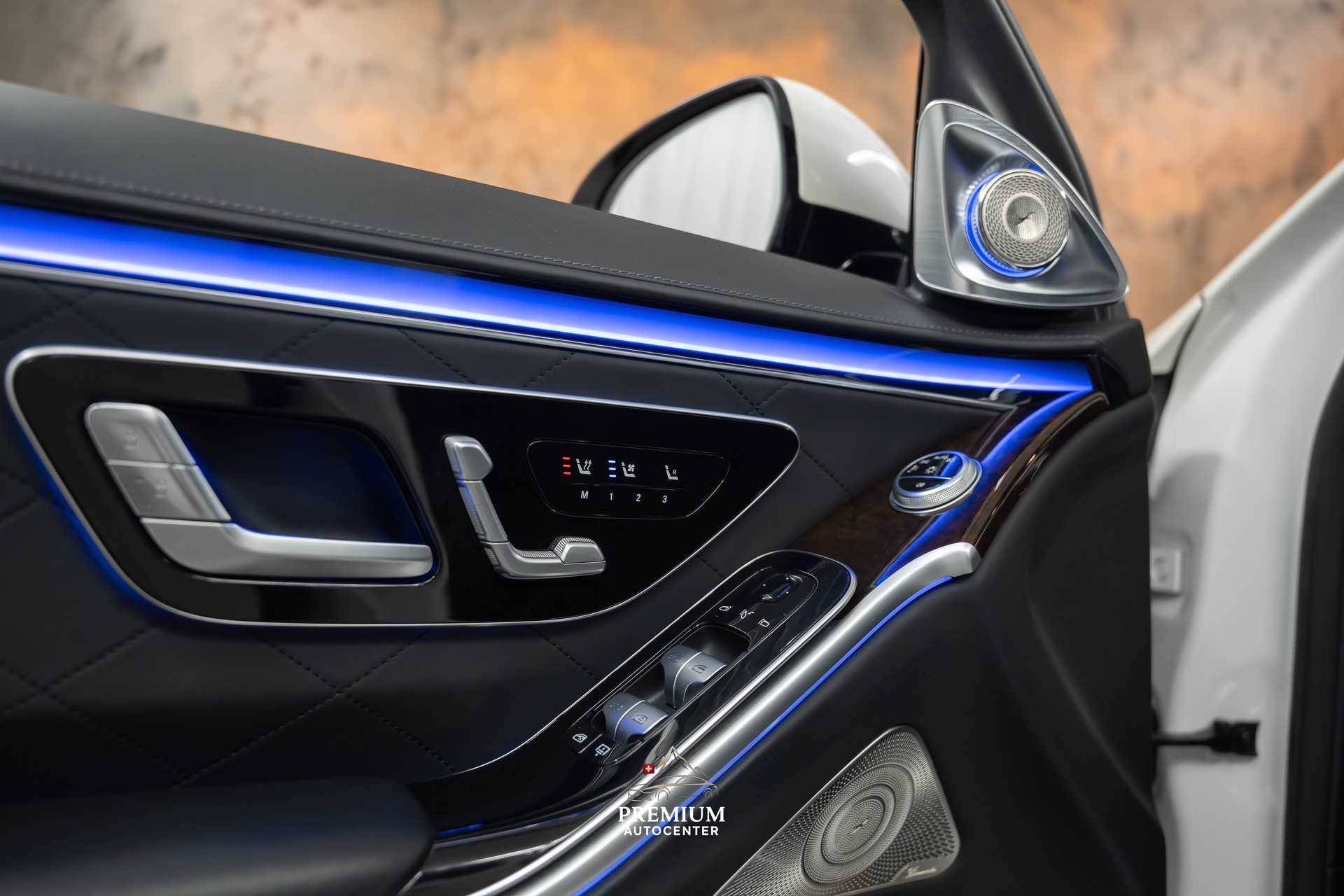MERCEDES-BENZ S 500 4Matic (S63 AMG) *Fond-Entertainment*Burmester-4D*Massage*-image-23
