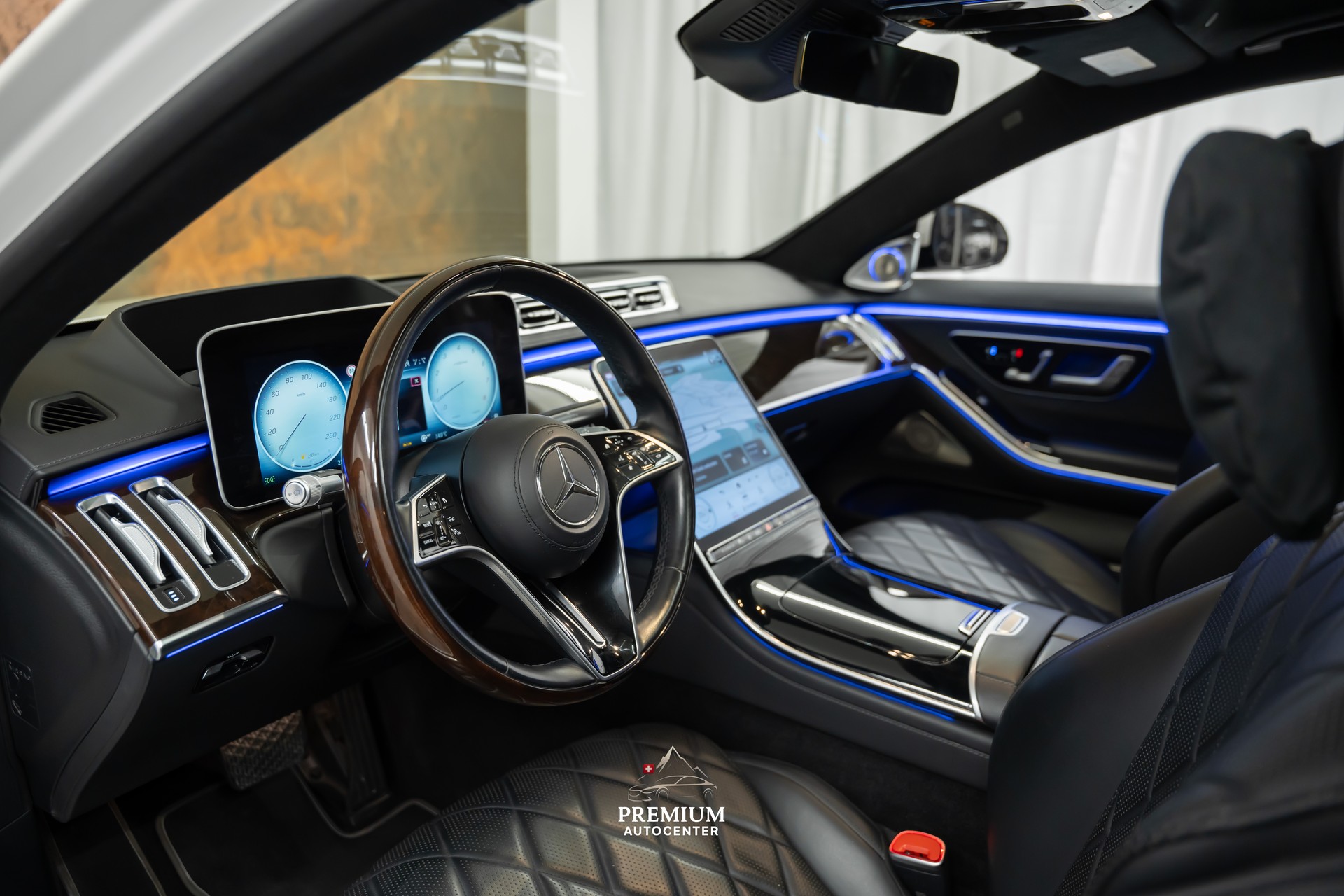 MERCEDES-BENZ S 500 4Matic (S63 AMG) *Fond-Entertainment*Burmester-4D*Massage*-image-10